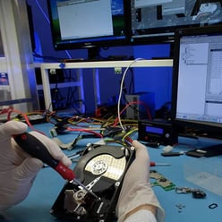 Hard-drive-diagnostics in clean room